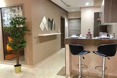 Contemporary Top Floor Bourgogne - By Appartali 카사블랑카 모로코